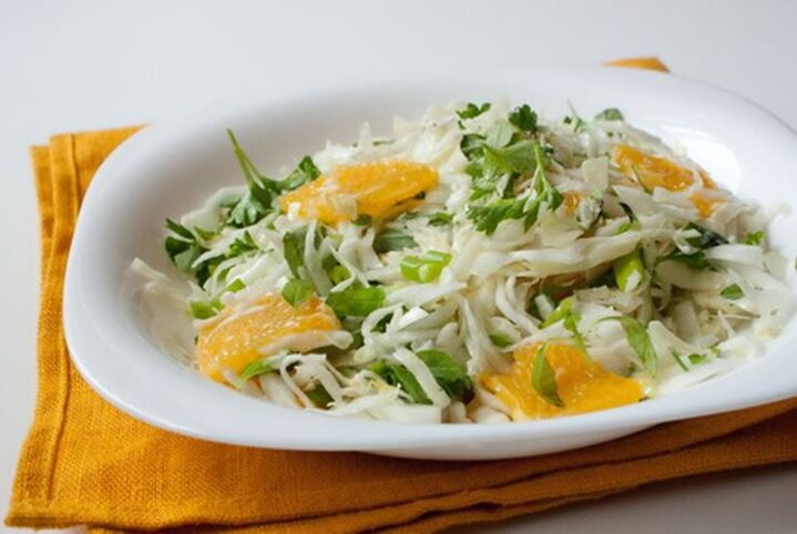Chinese cabbage, orange and apple salad - a vitamin dish on a low -carbohydrate diet